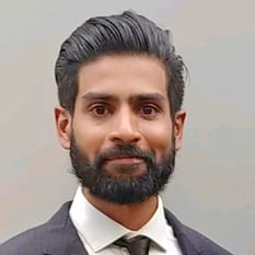 Sri profile pic